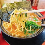 豚骨醤油ラーメン 王道家 - 