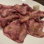 炭火焼肉 久 - 