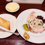 ルラション - 熱々のパンとテリーヌ最高です
