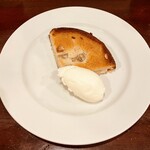 ルラション - バナナケーキにヨーグルトシャーベットが美味しい