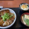 炭火焼豚丼 信玄 下阪本 本店