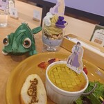 OH MY CAFE - ＜ラプンツェル&フリン＞広場のグラタンプレート@2,090円、＜ラプンツェル＞モンブラン@1,890円