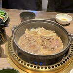 焼肉・しゃぶしゃぶ たちばな ヒルトンプラザイースト店 - すき焼き