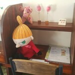 キッチン ブルー グローブ - １人席には、大きなリトルミーが、陣取っていました！