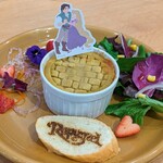 OH MY CAFE - ＜ラプンツェル&フリン＞広場のグラタンプレート@2,090円