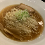 Narutoya - しょうゆラーメン860円