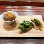 お料理 佐藤 - 海鼠と山菜の前菜