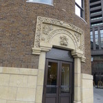 クイントカント - ダイビルの、レトロな外観が良いですね！