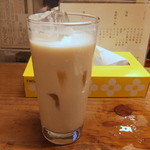 大衆酒場 よっちゃん - 豆乳割り￥350