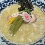 名物よだれ鶏と濃厚鶏白湯麺MATSURIKA - 