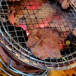 炭火焼肉 キョロちゃん - 炭火焼き