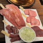 焼肉 房家 - 