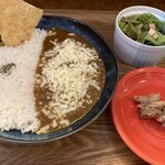 マンダリン 阿波座新町店 - オリジナル+チーズトッピング、ご飯少なめ（のはず）