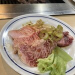 焼肉 とらじ - カルビ