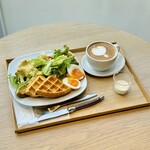 ブルーボトルコーヒー  梅田茶屋町カフェ - 