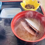 民宿 青塚食堂 - ベビーホタテ貝のおみそ汁