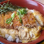 和食と甘味かんざし - カツ丼（ごはん大盛りサービス）