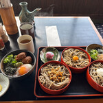 手打 神代そば - 三彩割子・親子丼セット