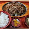 Joyfull - 特製ダレの牛焼肉定食メガ盛り1538円
