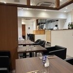 パスタとワインのお店 Piacere - 店内