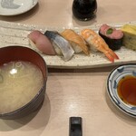 Sushi Uogashi Nihonichi - 