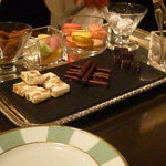 タテル ヨシノ ビズ  - 