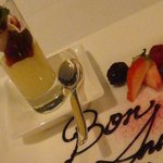 タテル ヨシノ ビズ  - 