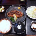 とんかつ太郎 長岡笹崎店 - とんかつ定食です。揚げたで衣もサクサクして肉も柔らかくて美味しかったです。