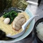 横浜家系ラーメン 魂心家 - 