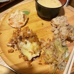 羽釜炊きごはんと美味しいニッポンのビュッフェ ひな野 - きのこおこわ、ドリアは雑穀米でした。