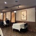 Kai Hin Rou - 店内は、広々です。