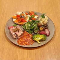 MAKIBI - 