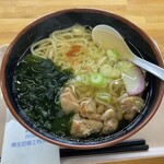 東北芸術工科大学 大学食堂 - 鶏うどん大盛り400円