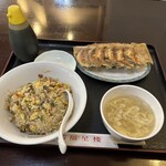 Chuugokuryouri Fukuseirou - 台湾焼き飯と餃子