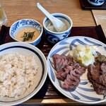 牛たんと和牛焼き青葉 - 