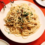 Ginza Itari Tei - アサリと大葉のスパゲッティ、ガーリックオイル