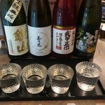 角打ち 新井商店 - ・「日本酒 飲み比べ4種(¥968)」