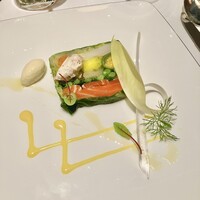 キュイジーヌ エスト - 三種のソースも絶品でした。