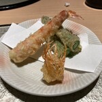 Tempura Azabu Yokota - 天麩羅　車海老 海老足 アスパラガス