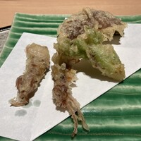 天冨良 麻布よこ田 恵比寿ガーデンプレイス店 - 天麩羅　ホタルイカ タラの芽 万願寺椎茸