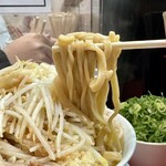 用心棒 本号 - ラーメンの麺
            2024年3月16日