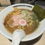 東京アンダーグラウンドラーメン 頑者 - 