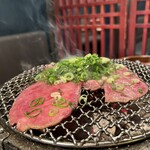 Koube Bifuyakiniku O Katora - 