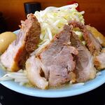 ラーメン 盛太郎 - チャーシュー麺　1,000円（野菜マシマシ、薄味）