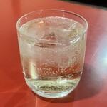 台湾薬膳料理 青葉 - 桂花陳酒ソーダ割