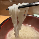 釜あげうどん はつとみ - では早速、