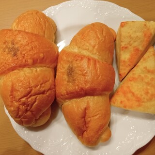 焼き立てパン工房_0