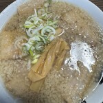 大笑家 - 料理写真:肉そば　背脂トッピング