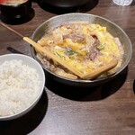 Shabushabu Kyuu - あか牛すき焼き風卵とじ定食