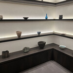 鮨白 - 2階のアートスペース